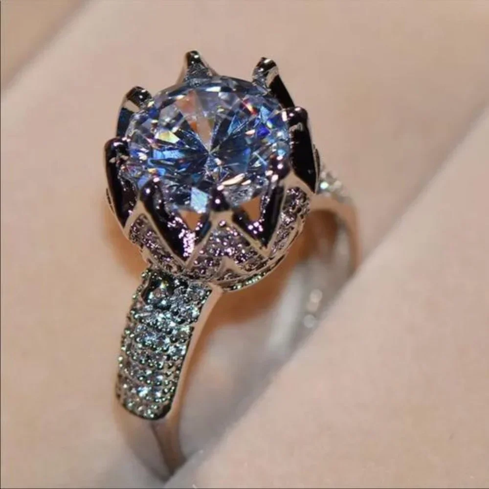 NEW 925 STERLING SILVER DIAMOND QUEEN CROWN RING - Picture 2 of 5